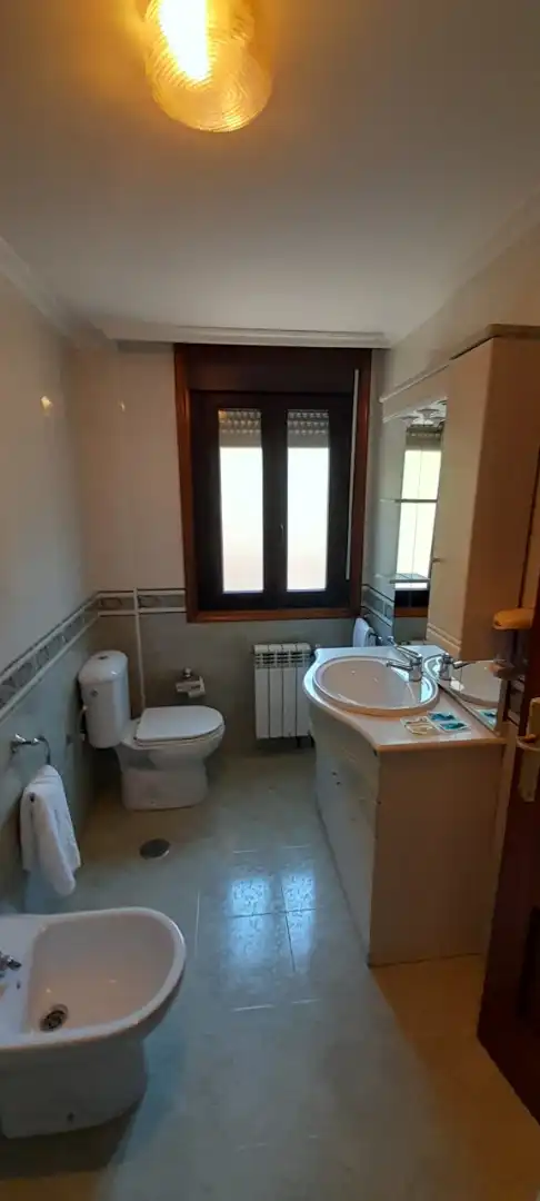 Houses for sale in Cotobade Bathroom of Houses for sale in Cotobade with Heating, Private garden and Parquet flooring