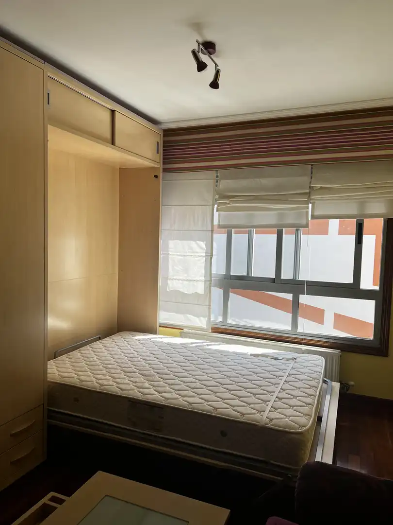 Flat for rent in Rúa Do Conde de Torrecedeira, 115, Plaza Industria Bedroom of Flat for rent in Vigo