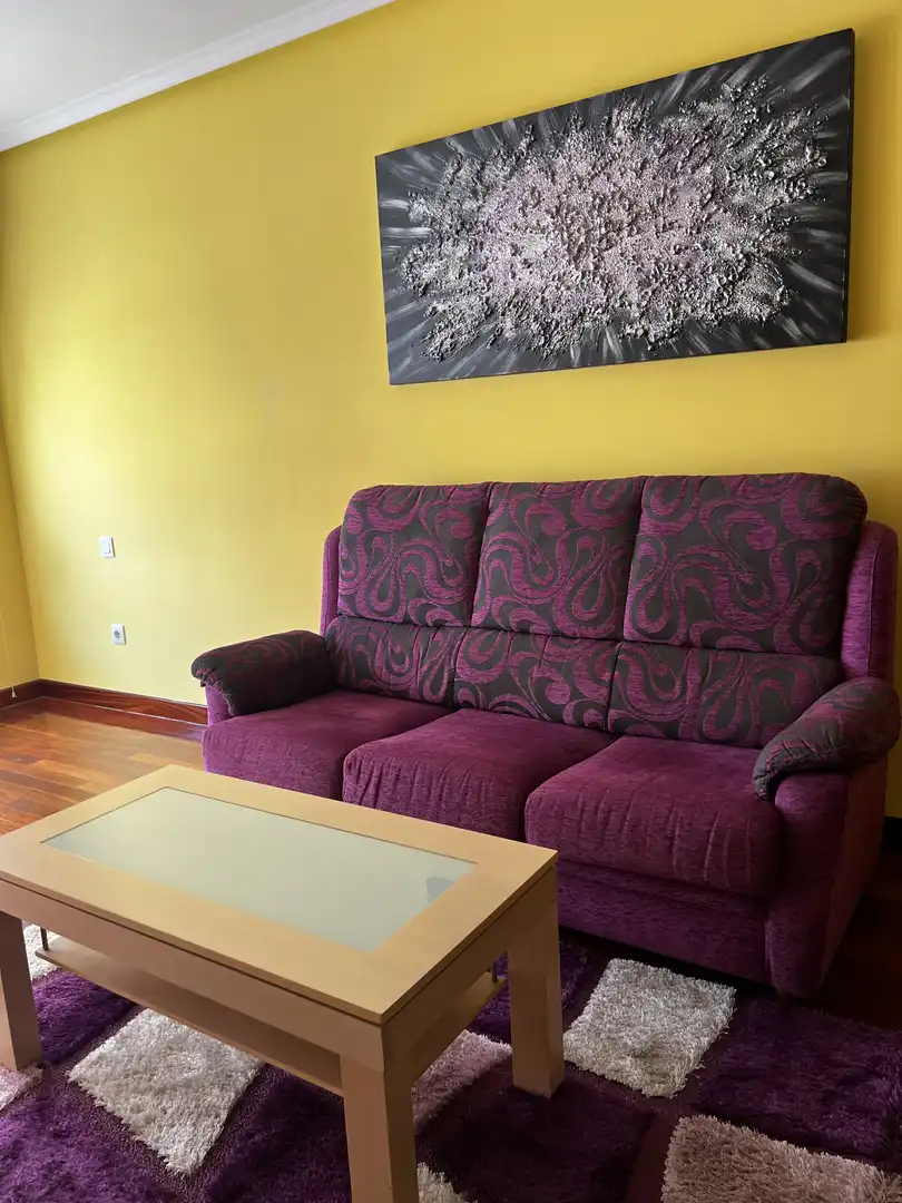 Flat for rent in Rúa Do Conde de Torrecedeira, 115, Plaza Industria Living room of Flat for rent in Vigo