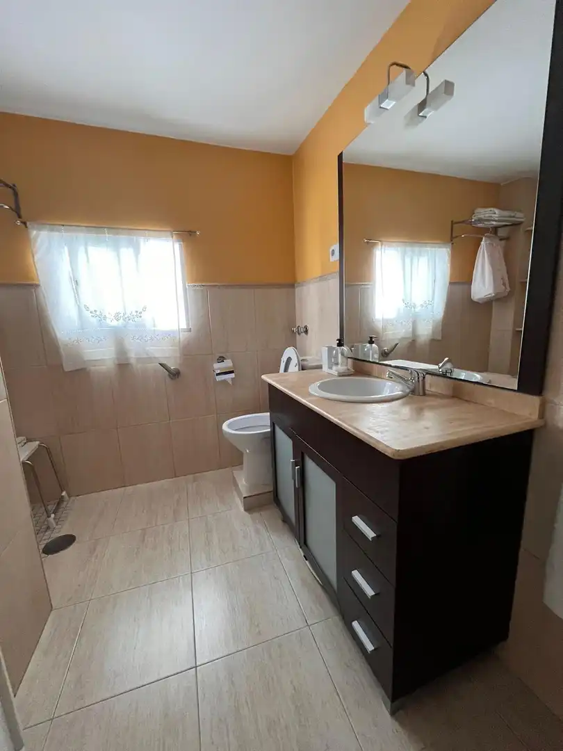 Flat for rent in Calle Josefa Moreno Segura, 3, Arcos de la Frontera Bathroom of Flat for rent in Arcos de la Frontera with Air Conditioner, Terrace and Furnished