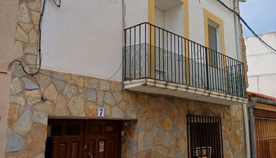 Casa adosada en venta en Calle Trinquete, 7, Aguilar del Río Alhama, La Rioja - imagen 1 Foto 1 de Casa adosada en venta en Calle Trinquete, 7, Aguilar del Río Alhama, La Rioja