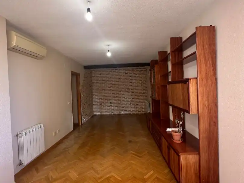 Wohnung zur Miete in Calle Rio Narcea, 10, Villalba Pueblo Wohnung zur Miete in Collado Villalba mit Klimaanlage, Heizung und Privatgarten