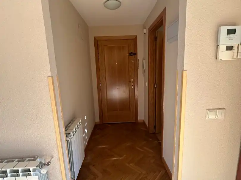 Wohnung zur Miete in Calle Rio Narcea, 10, Villalba Pueblo Wohnung zur Miete in Collado Villalba mit Klimaanlage, Heizung und Privatgarten