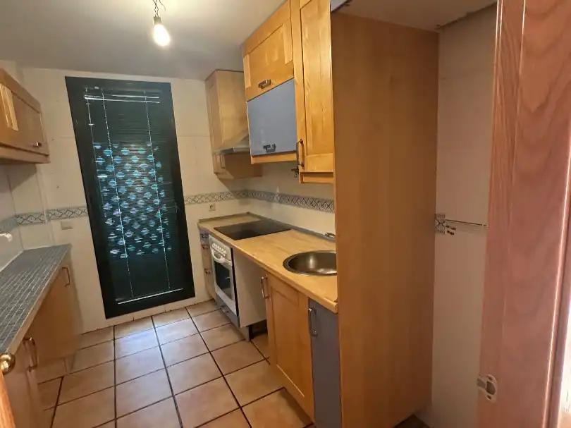 Wohnung zur Miete in Calle Rio Narcea, 10, Villalba Pueblo Küche von Wohnung zur Miete in Collado Villalba mit Klimaanlage, Heizung und Privatgarten