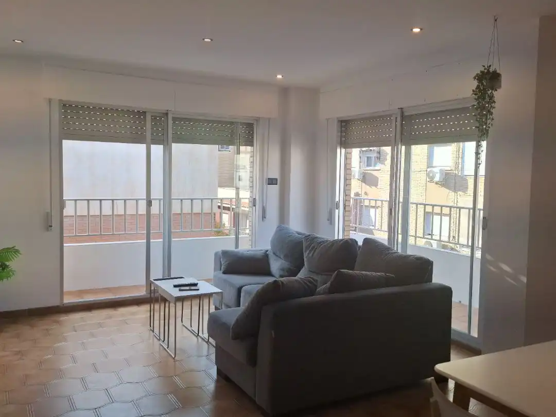 Pis en venda a Calle San Marcos, 16, Motril ciudad Sala d'estar de Pis en venda en Motril amb Terrassa, Moblat i Balcó