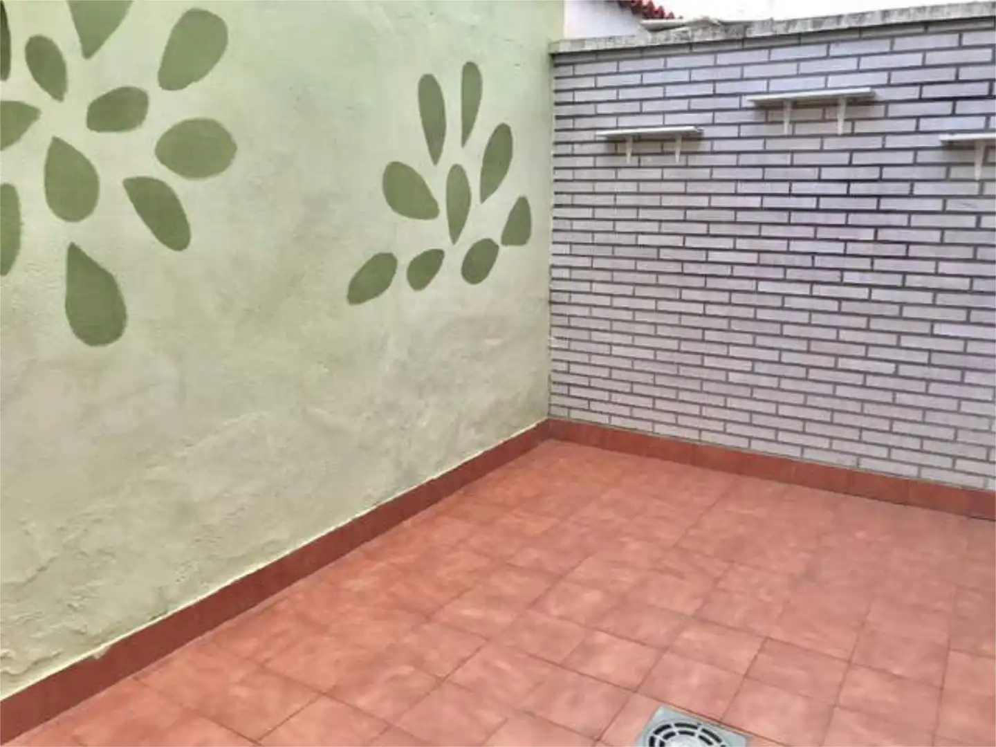 Casa adosada de alquiler en Palencia con Calefacción, Terraza y Amueblado