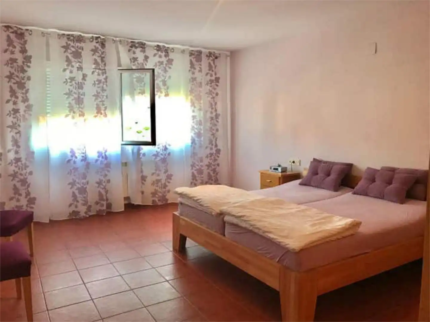 Habitación de Casa adosada de alquiler en Palencia con Calefacción, Terraza y Amueblado