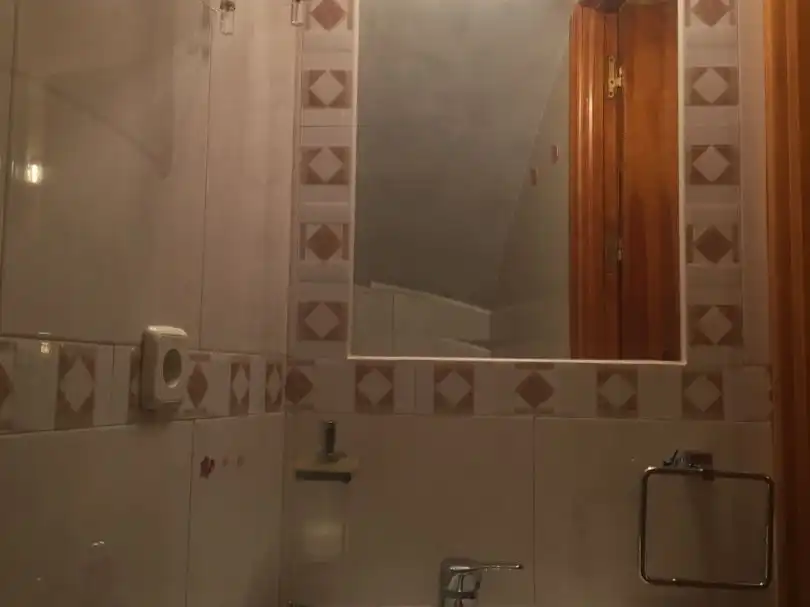 Bany de Casa adosada de lloguer en Becerril de la Sierra amb Calefacció, Terrassa i Balcó