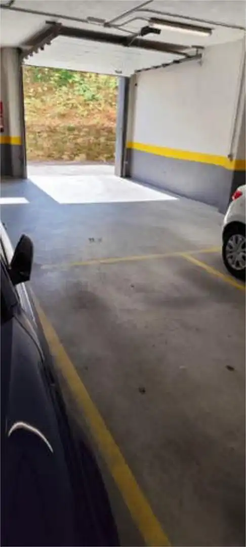 Parkplatz von Garage zur Miete in Vigo 