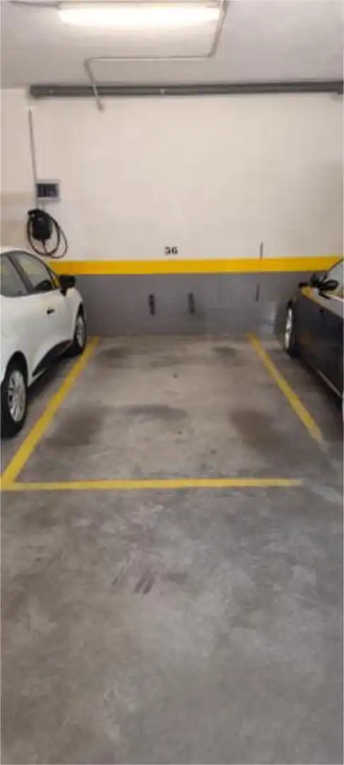 Parkplatz von Garage zur Miete in Vigo 