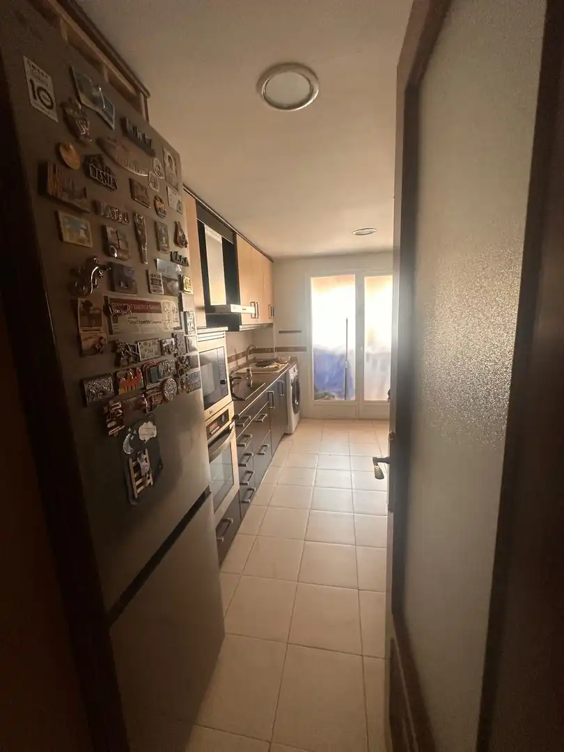 Habitación en Calle Estrella Altair, 21, Parla Este Cocina de Piso para compartir en Parla con Calefacción, Parquet y Piscina