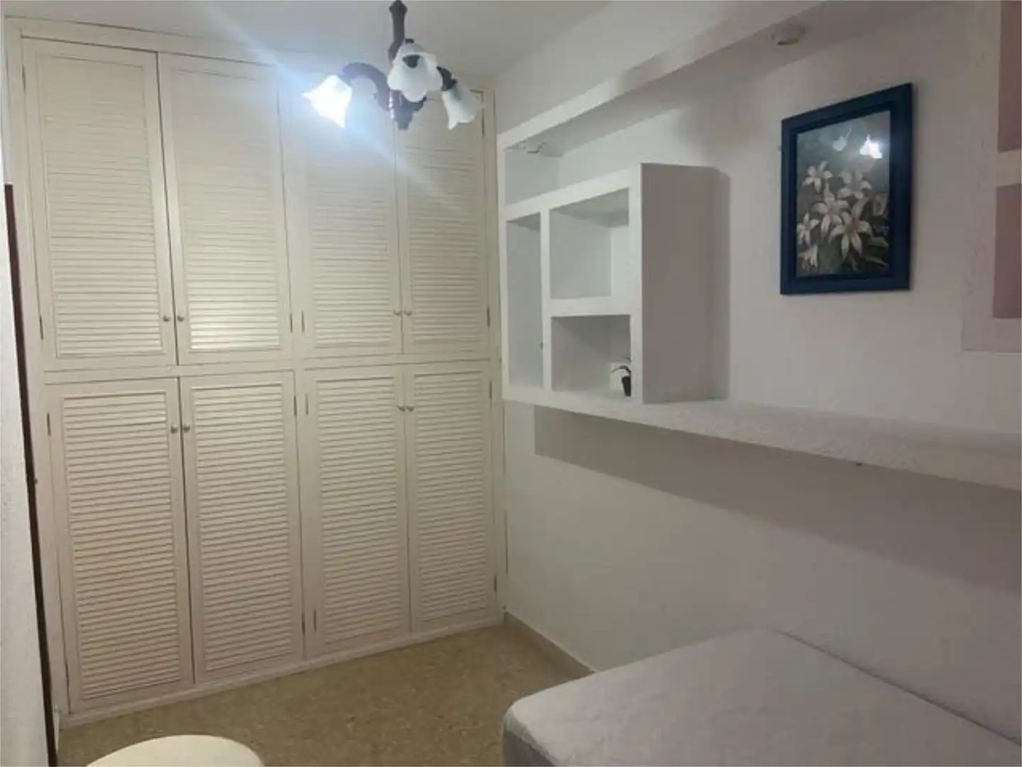 Piso de alquiler en Valdepasillas - La Paz - Huerta Rosales Habitación de Piso de alquiler en Badajoz con Terraza y Amueblado