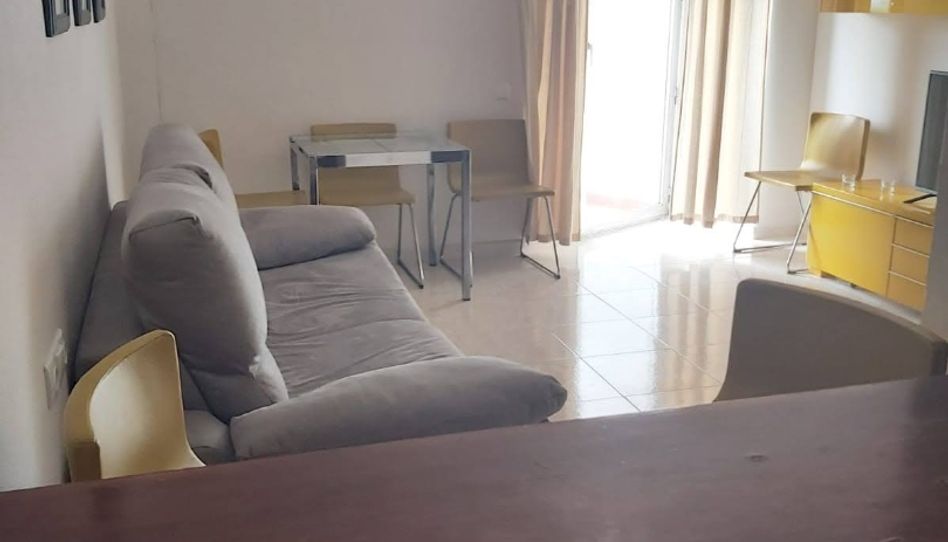 Apartament de lloguer a Calle Manuel Vázquez Garfia, 26, Barrio de los Remedios, Sevilla Capital - imatge 1 Foto 1 de Apartament de lloguer a Calle Manuel Vázquez Garfia, 26, Barrio de los Remedios, Sevilla Capital