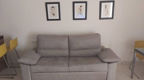 Apartament de lloguer a Calle Manuel Vázquez Garfia, 26, Barrio de los Remedios, Sevilla Capital - imatge 3 Foto 3 de Apartament de lloguer a Calle Manuel Vázquez Garfia, 26, Barrio de los Remedios, Sevilla Capital