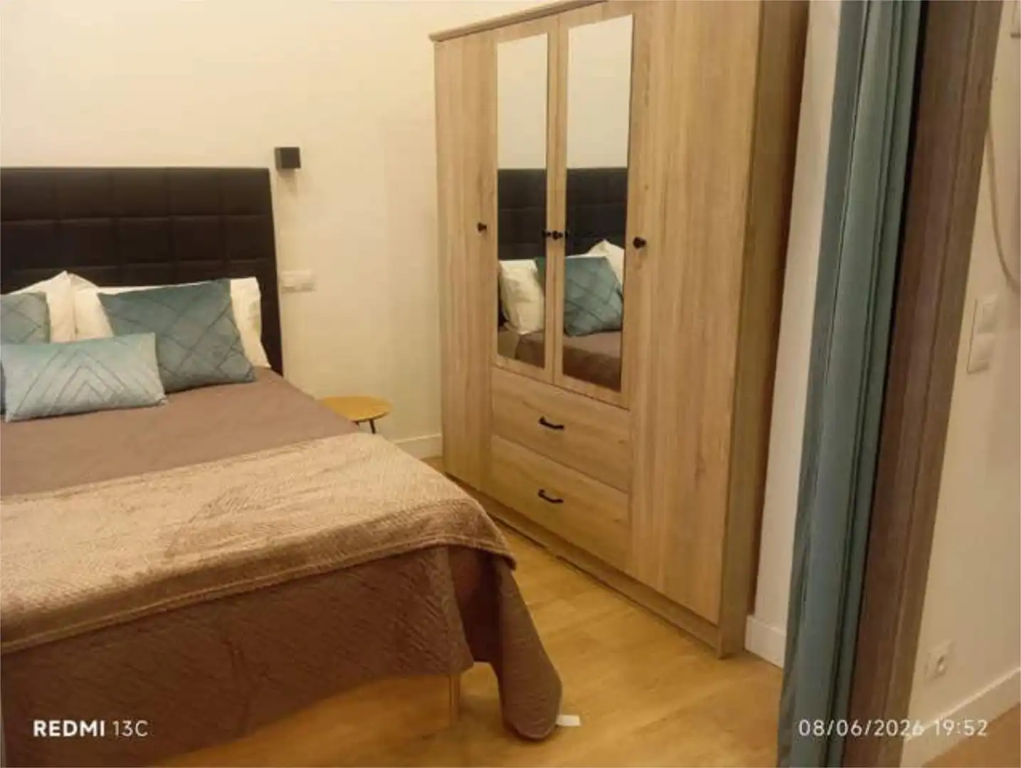 Loft en venta en Palomeras Sureste Habitación de Loft en venta en Madrid con Calefacción y Amueblado