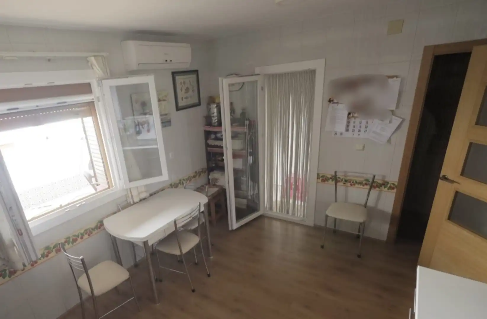 Detached homes for sale in Calle Juan de Ávalos, 14, Los Pinos - El Pilar Kitchen of Detached homes for sale in Plasencia with Air Conditioner, Heating and Balcony