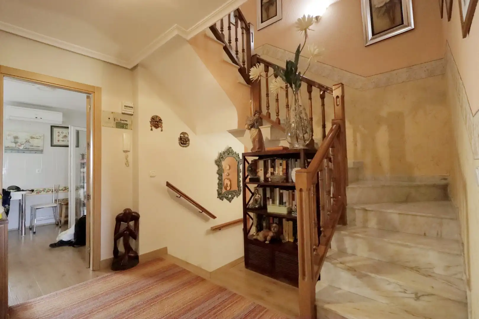 Detached homes for sale in Calle Juan de Ávalos, 14, Los Pinos - El Pilar Detached homes for sale in Plasencia with Air Conditioner, Heating and Balcony