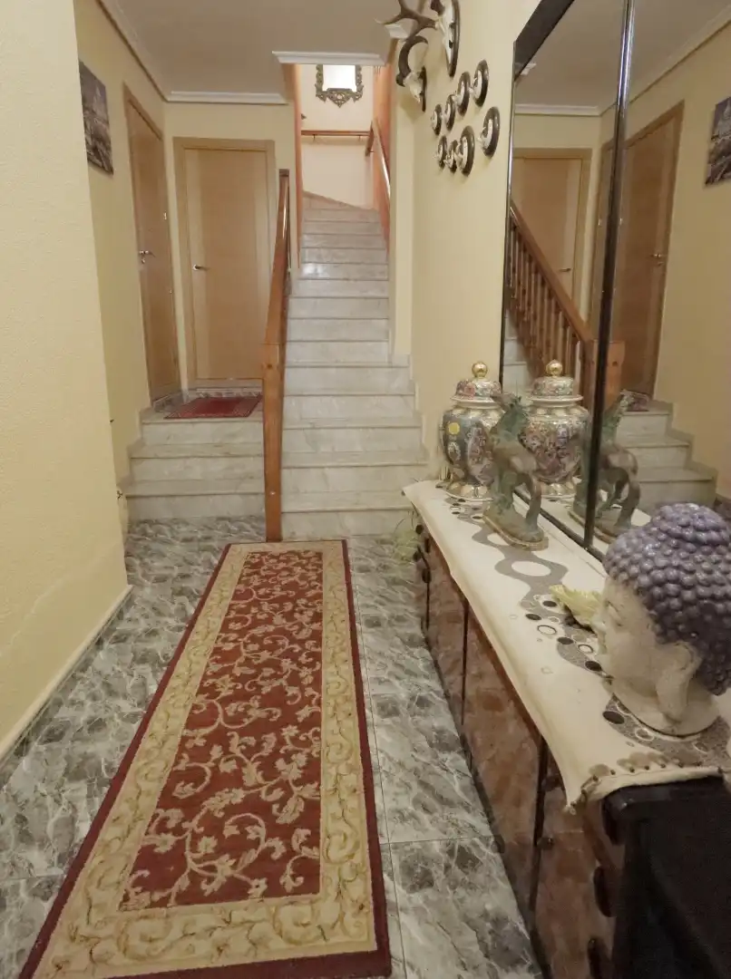 Detached homes for sale in Calle Juan de Ávalos, 14, Los Pinos - El Pilar Detached homes for sale in Plasencia with Air Conditioner, Heating and Balcony