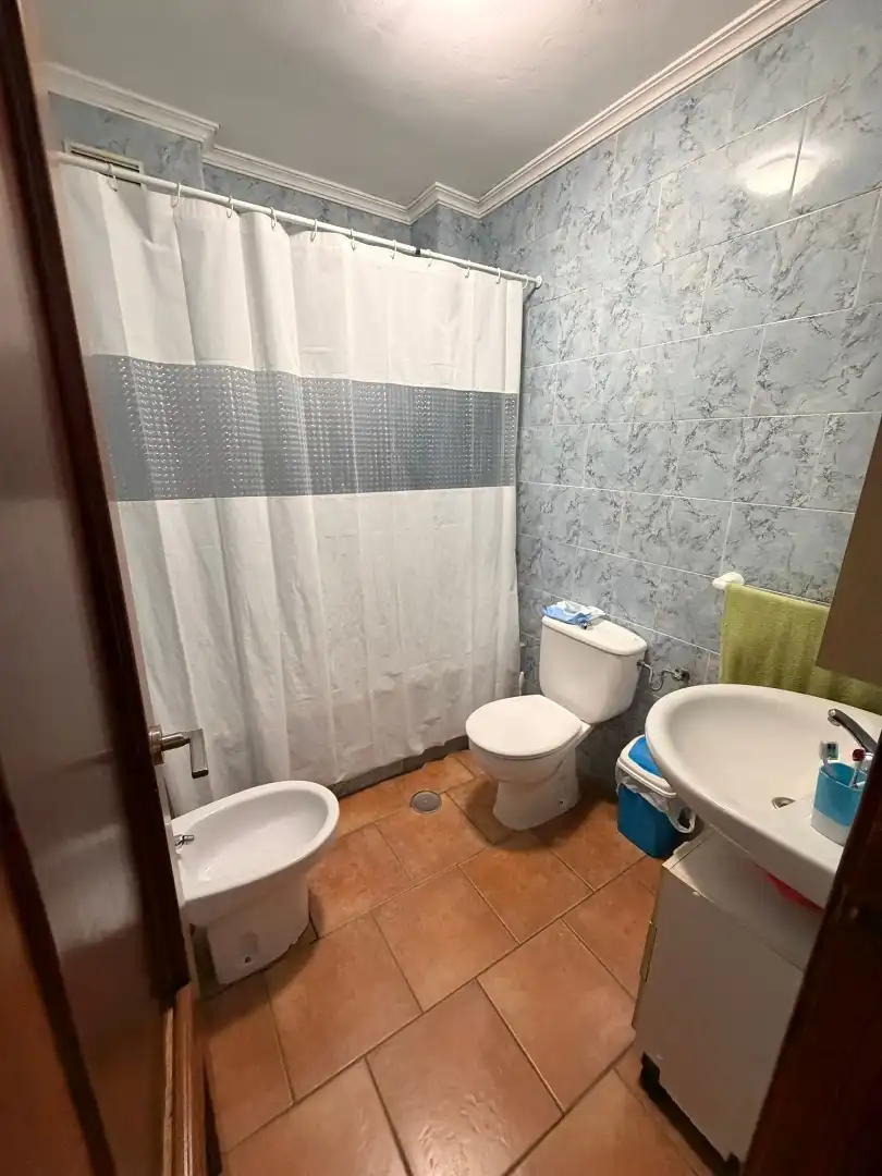 Flat for sale in Calle Gibraltar, 34, Huerta Fava - Santiago Bathroom of Flat for sale in La Línea de la Concepción