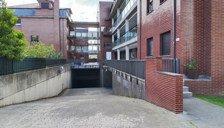 Garage zur Miete in Calle Barrio Sierrapando, 228a, Sierrapando, Torrelavega - Bild 1 Foto 1 von Garage zur Miete in Calle Barrio Sierrapando, 228a, Sierrapando, Torrelavega