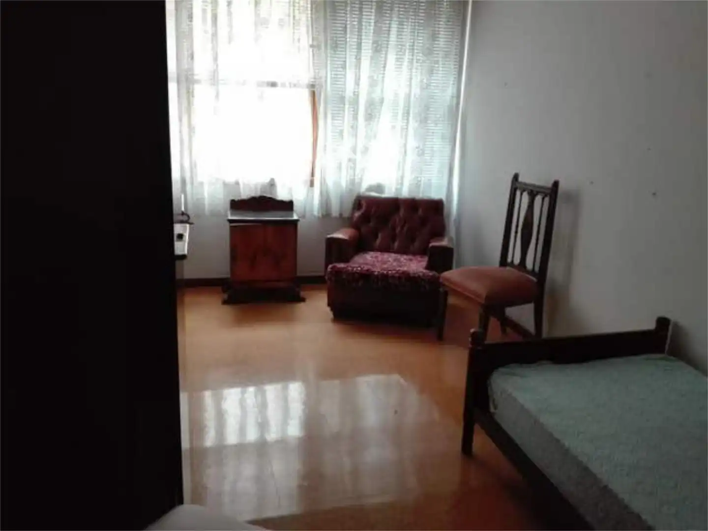 Piso de alquiler en Os Mallos Habitación de Piso de alquiler en A Coruña Capital con Amueblado