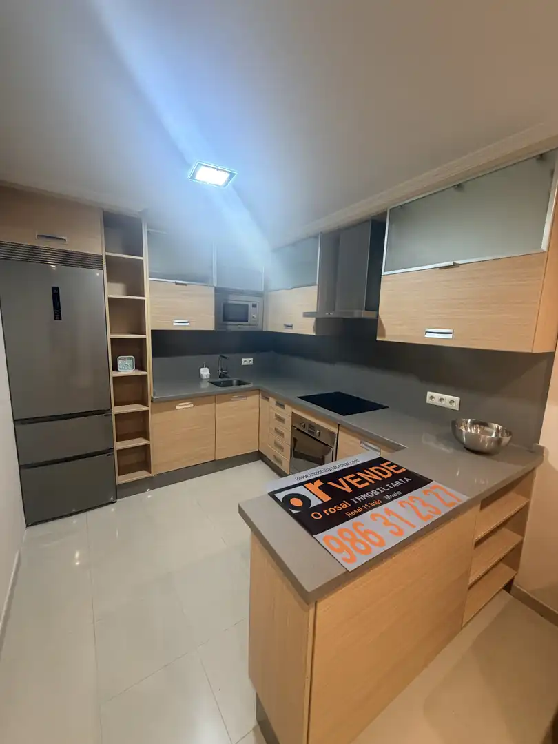 Piso en venta en Avenida Cangas, 66, Moaña Cocina de Piso en venta en Moaña con Balcón