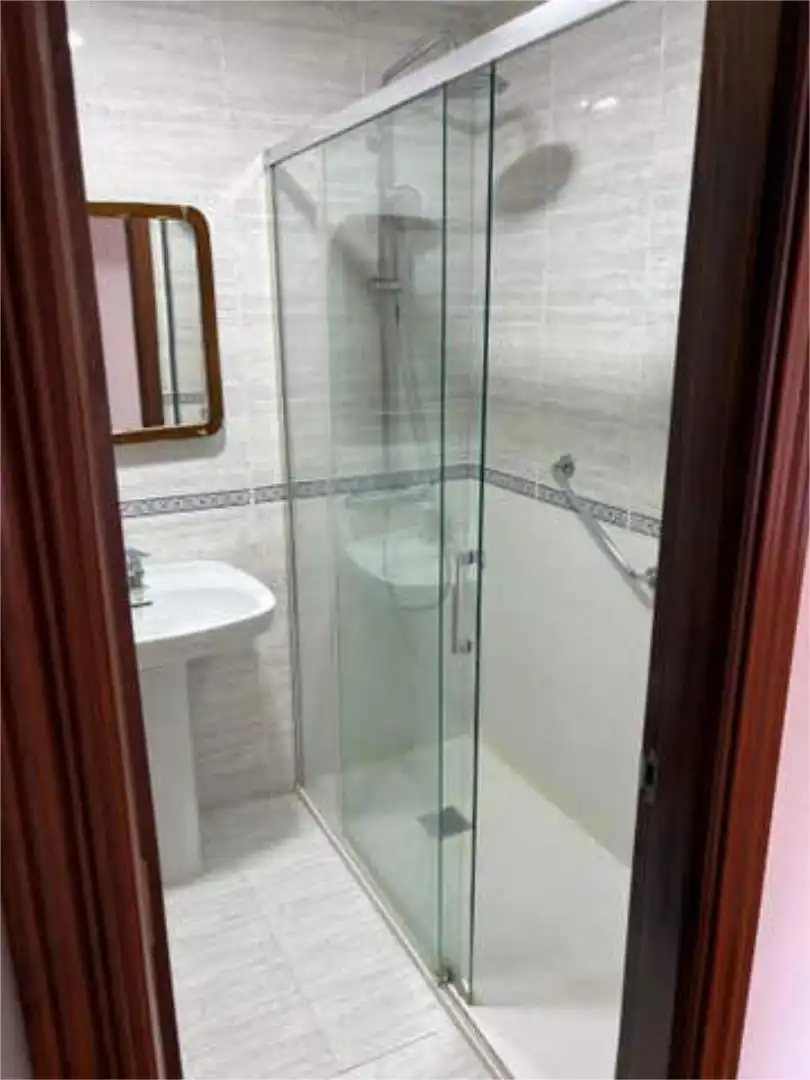Piso de alquiler en Casa Amarilla Baño de Piso de alquiler en Galapagar con Jardín privado, Terraza y Trastero
