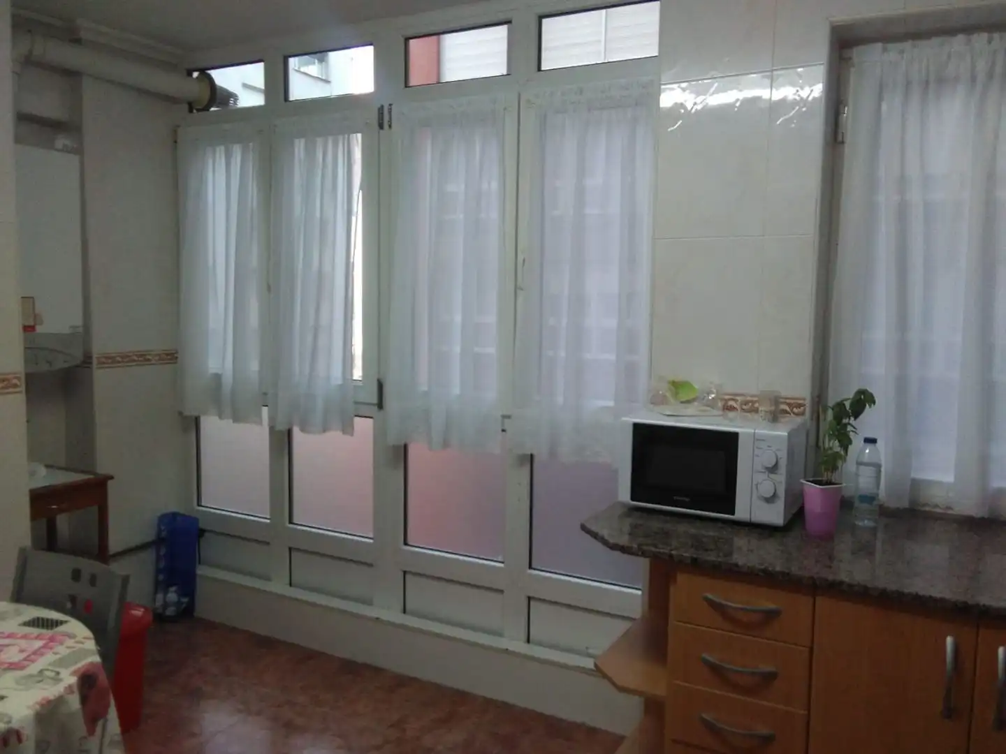 Flat for rent in Calle Doctor Aquilino Hurlé, 36, La Arena Kitchen of Flat for rent in Gijón