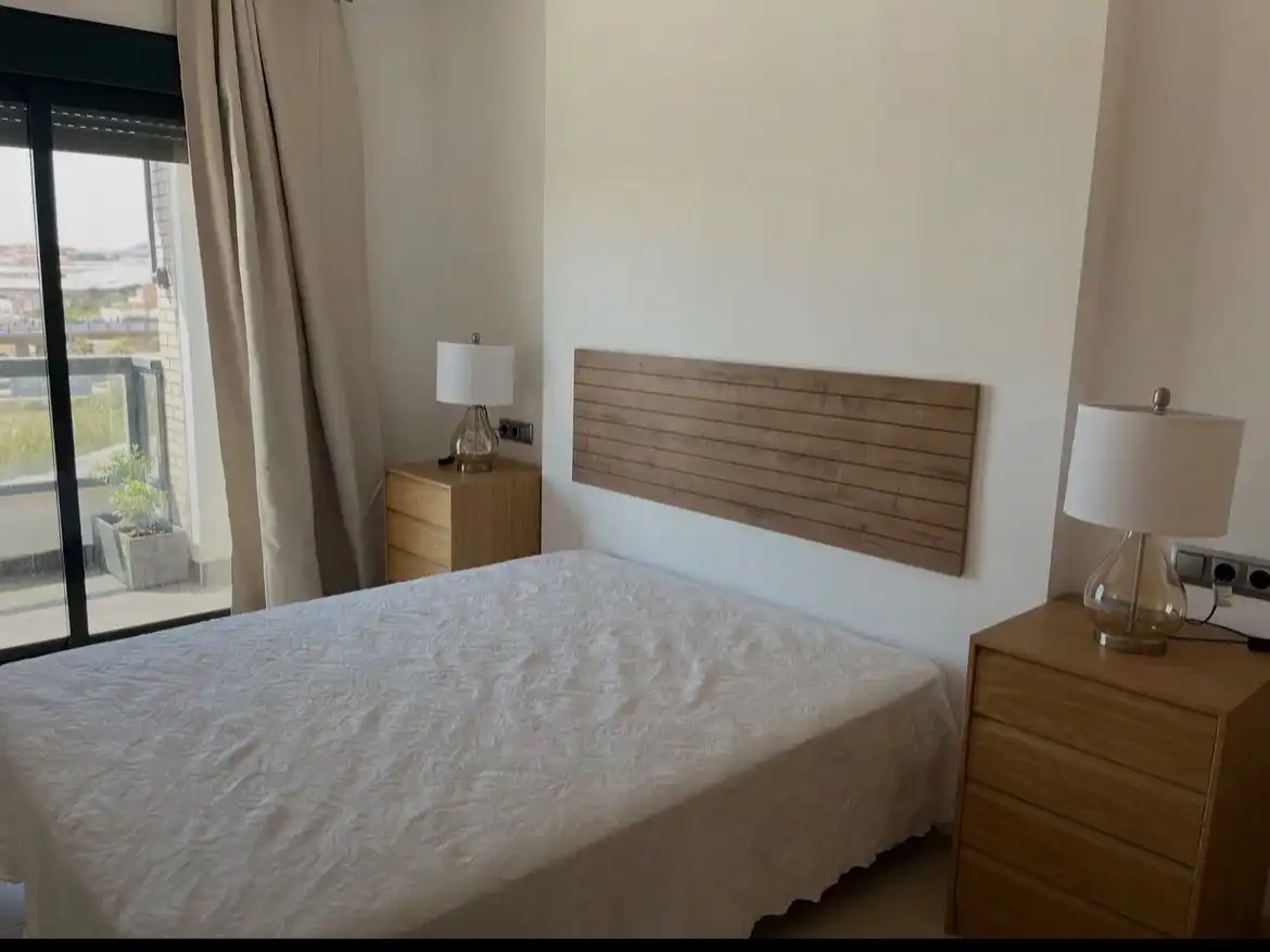 Piso en venta en Calle Sierra de Gádor, 1, El Parador de las Hortichuelas Habitación de Piso en venta en Roquetas de Mar con Aire acondicionado y Terraza