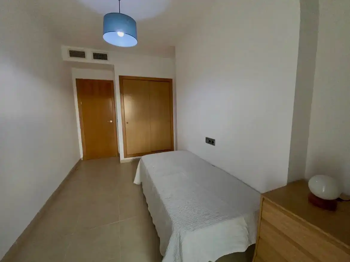 Piso en venta en Calle Sierra de Gádor, 1, El Parador de las Hortichuelas Habitación de Piso en venta en Roquetas de Mar con Aire acondicionado y Terraza
