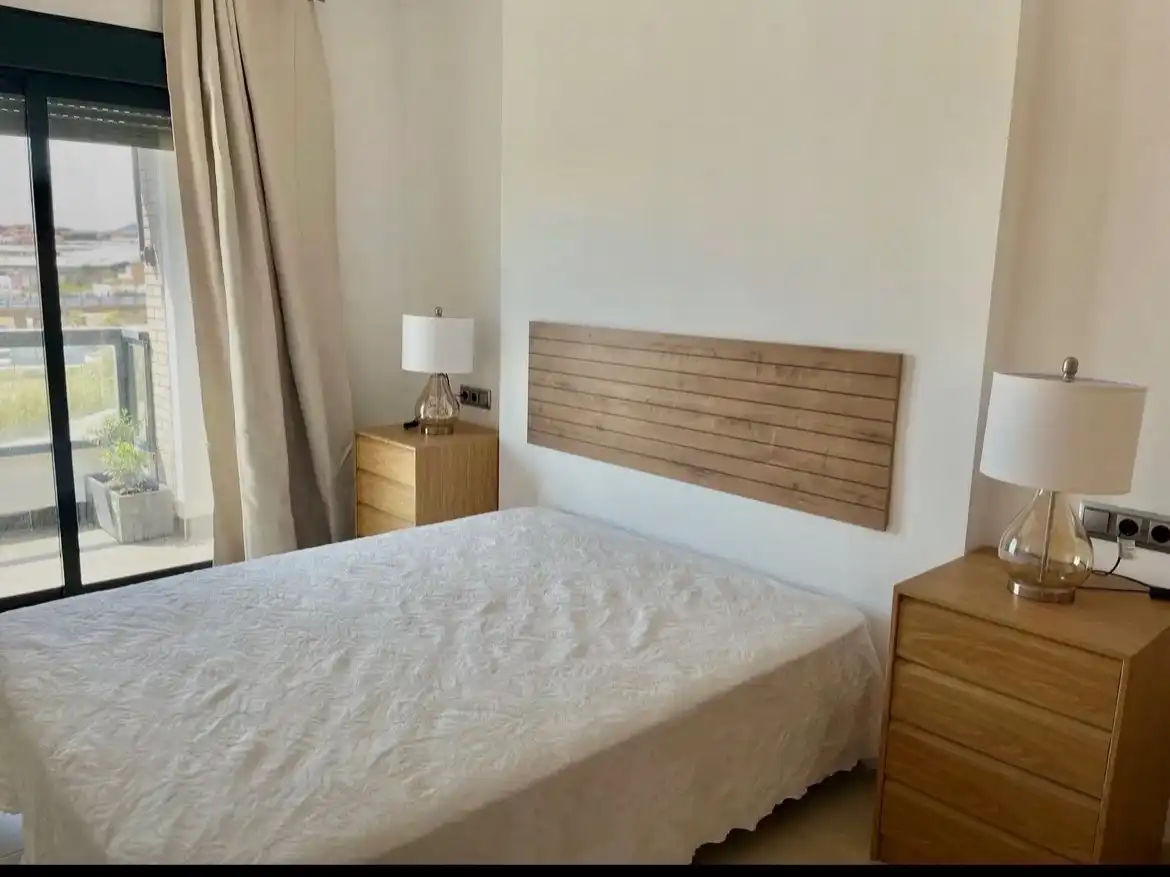 Piso en venta en Calle Sierra de Gádor, 1, Roquetas de Mar Habitación de Piso en venta en Roquetas de Mar con Aire acondicionado y Terraza