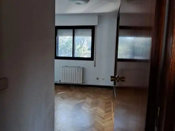 Flat for rent in Camino de Valladolid, 1, Casco Antiguo Bedroom of Flat for rent in Torrelodones with Air Conditioner, Heating and Parquet flooring