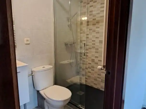 Flat for rent in Camino de Valladolid, 1, Casco Antiguo Bathroom of Flat for rent in Torrelodones with Air Conditioner, Heating and Parquet flooring