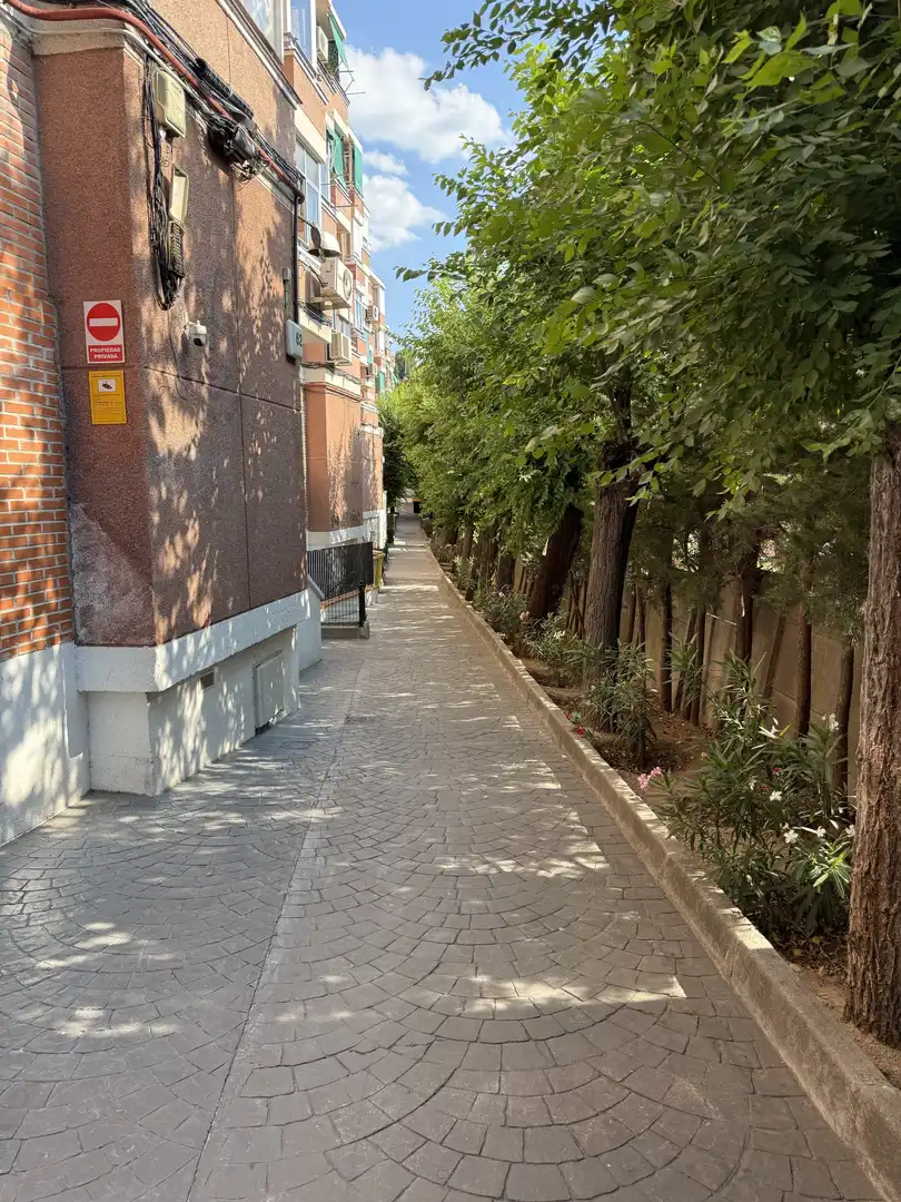 Vista exterior de Trastero en venta en Madrid