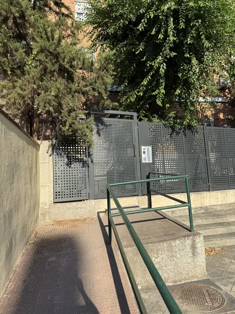 Parking de Trastero en venta en Madrid