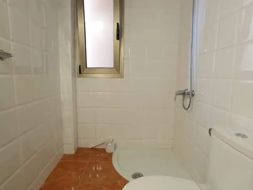 Piso de alquiler en Calle Iriarte, 34, Centro - Ifara Baño de Piso de alquiler en Santa Cruz de Tenerife Capital con Aire acondicionado