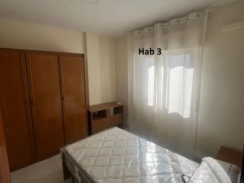 Room in Calle Sor Valentina Mirón, 49, Los Pinos - El Pilar Room in Calle Sor Valentina Mirón, 49, Los Pinos - El Pilar