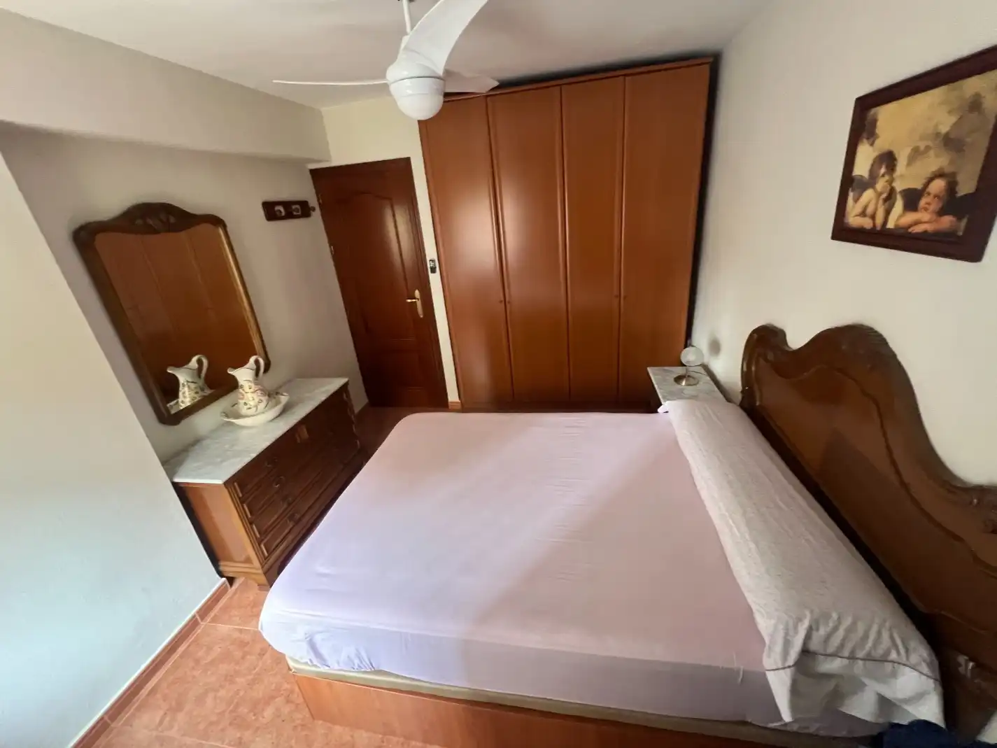 Piso de alquiler en Calle Puerto de los Alazores, 13, Juan XXIII - Rochelambert Habitación de Piso de alquiler en Sevilla con Aire acondicionado y Amueblado