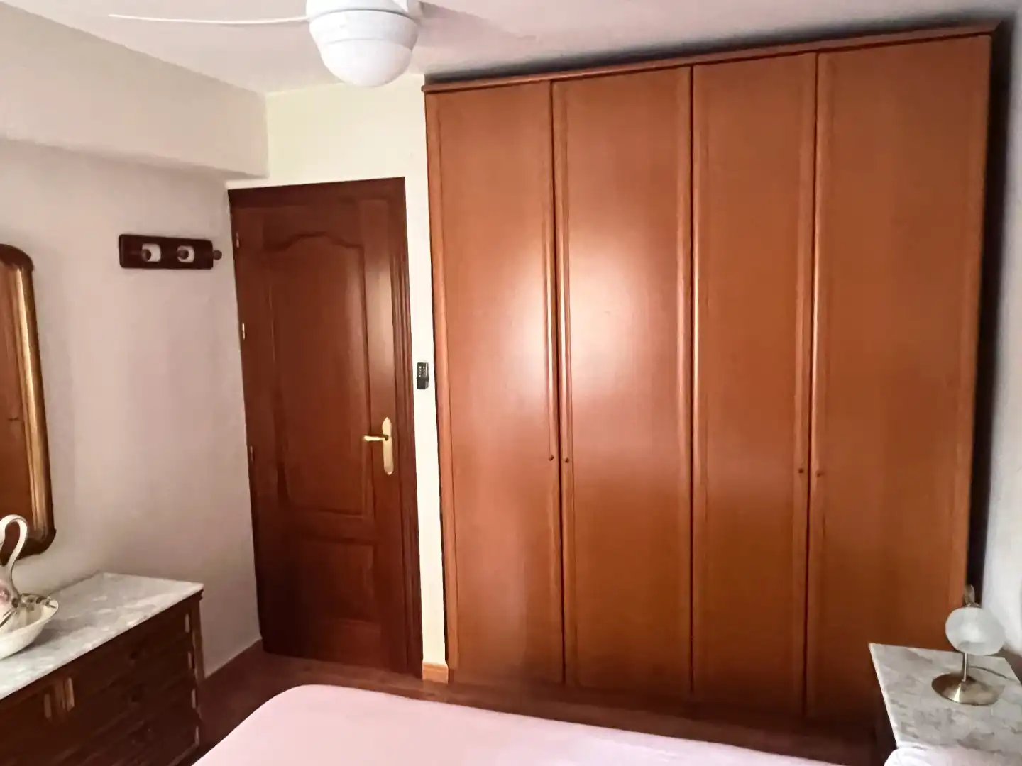 Piso de alquiler en Calle Puerto de los Alazores, 13, Juan XXIII - Rochelambert Habitación de Piso de alquiler en Sevilla con Aire acondicionado y Amueblado