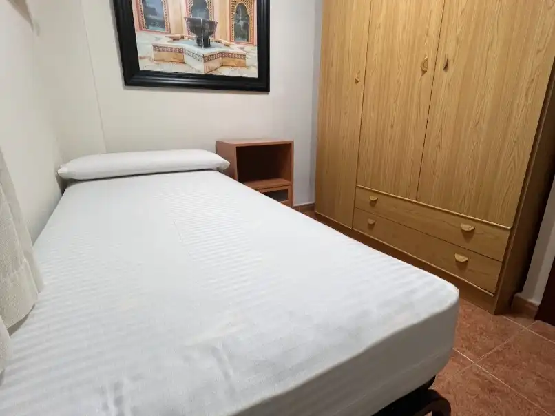 Piso de alquiler en Calle Puerto de los Alazores, 13, Juan XXIII - Rochelambert Habitación de Piso de alquiler en Sevilla con Aire acondicionado y Amueblado