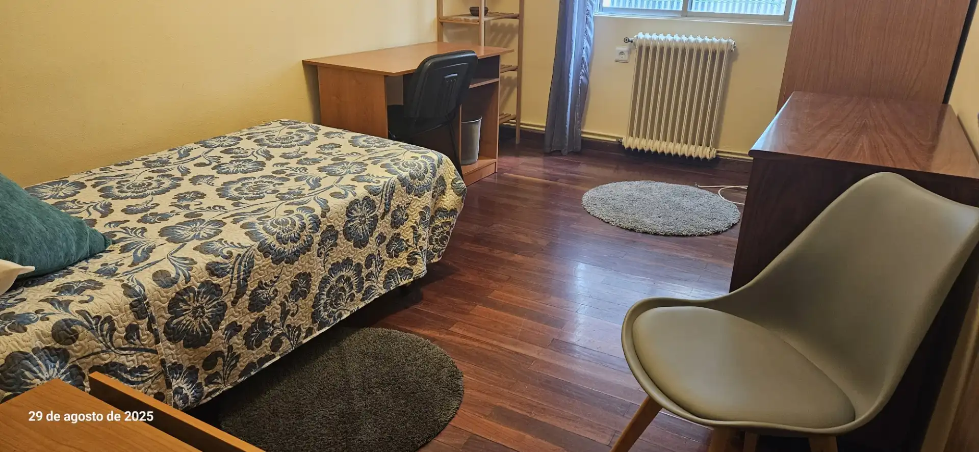 Flat for rent in Rúa de San Pedro de Mezonzo, 41, Santiago de Compostela Flat for rent in Rúa de San Pedro de Mezonzo, 41, Santiago de Compostela