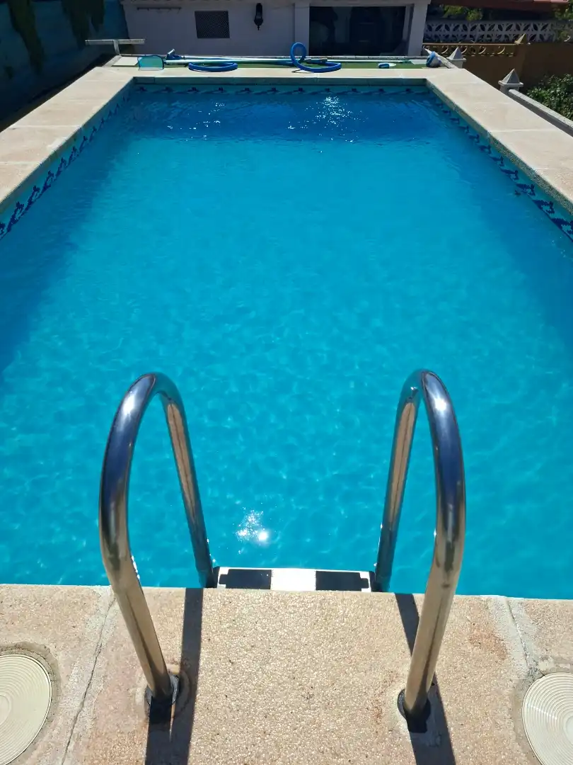Pis de lloguer a Calle Puerto del Remolcador, 1, Ciutat del Transport - La Salera Piscina de Pis de lloguer en Castellón de la Plana / Castelló de la Plana amb Jardí privat, Terrassa i Piscina