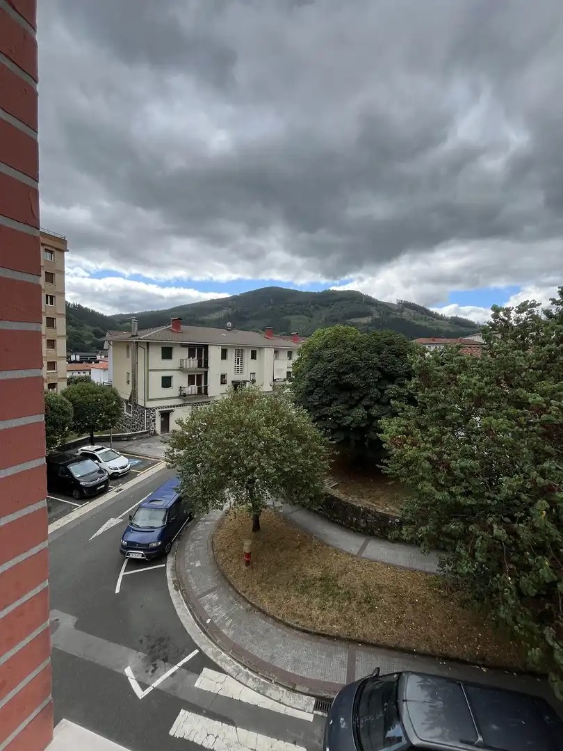 Pis en venda a Sanignazio, 33, Legazpi Vista exterior de Pis en venda en Legazpi amb Balcó