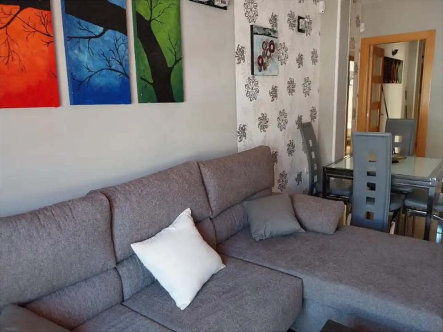 Apartament de lloguer a La Nucia Pueblo Sala d'estar de Apartament de lloguer en La Nucia amb Moblat