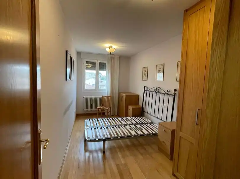 Flat for sale in Calle Avenida de Navarra, 9, Milagro Bedroom of Flat for sale in Milagro with Air Conditioner, Heating and Parquet flooring
