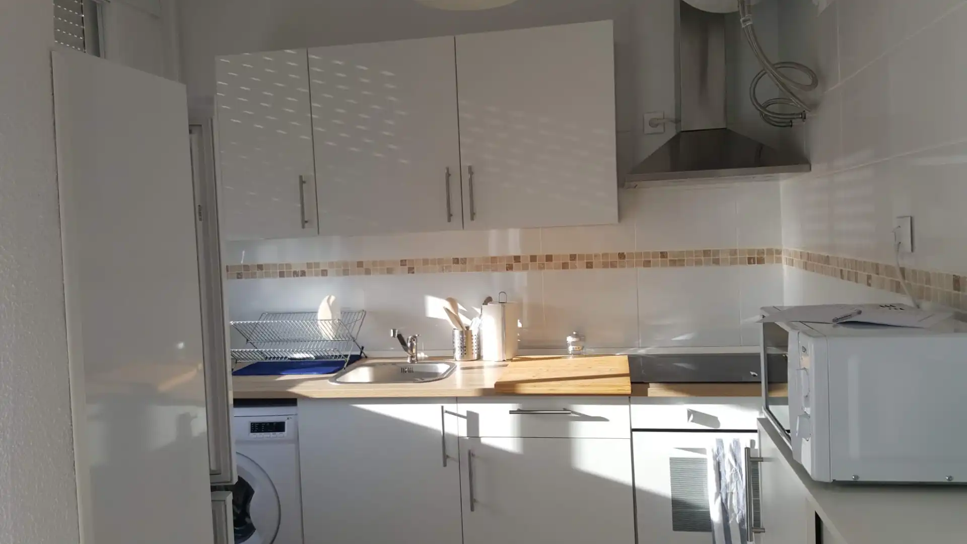Room in Plaza de los Duendes de Sevilla, 4, Tiro de Línea Kitchen of Flat for share in Sevilla with Air Conditioner, Furnished and Oven