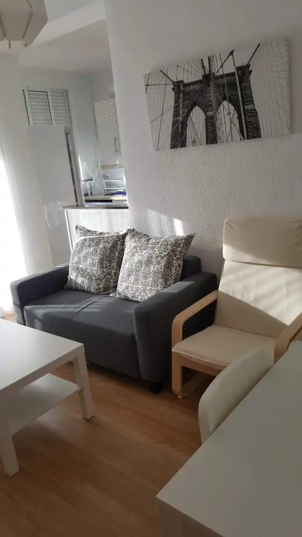Room in Plaza de los Duendes de Sevilla, 4, Tiro de Línea Living room of Flat for share in Sevilla with Air Conditioner, Furnished and Oven
