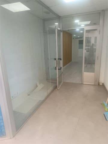 Local comercial en Alquiler en La Almozara