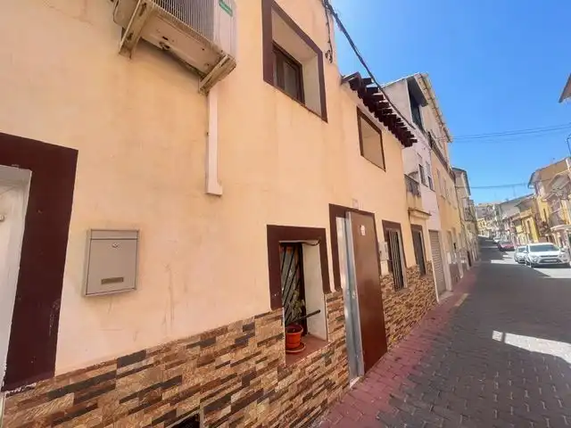 Casa adosada en venda a Calle Juan de la Gloria Artero, 17, Bullas Vista exterior de Casa adosada en venda en Bullas