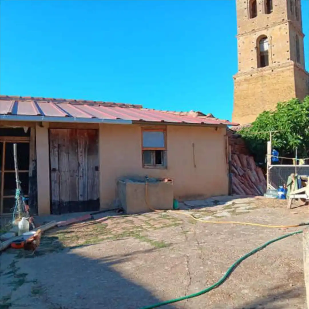 Vista exterior de Casa o xalet en venda en Santa Cristina de Valmadrigal